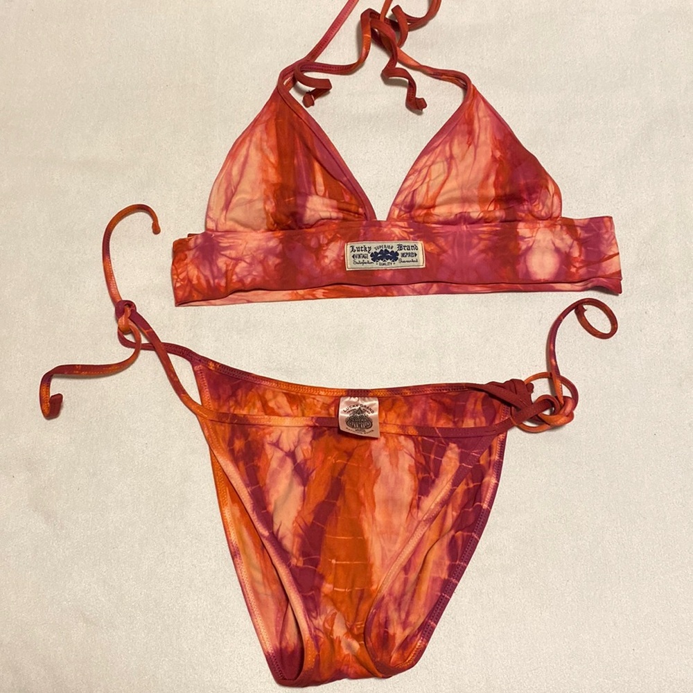 Lucky Brand Vintage Inspired red Tie Dye bikini baiting suit Sz Small